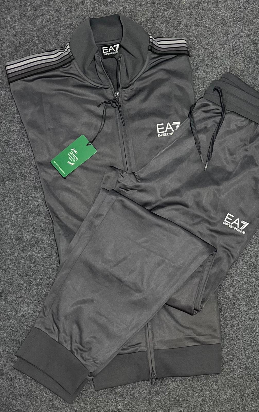 Tuta Emporio Armani 7